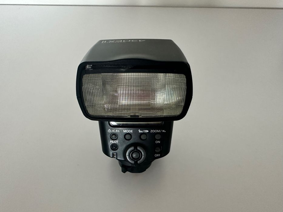 Фото спалах Speedlite 430 EX II вспышка