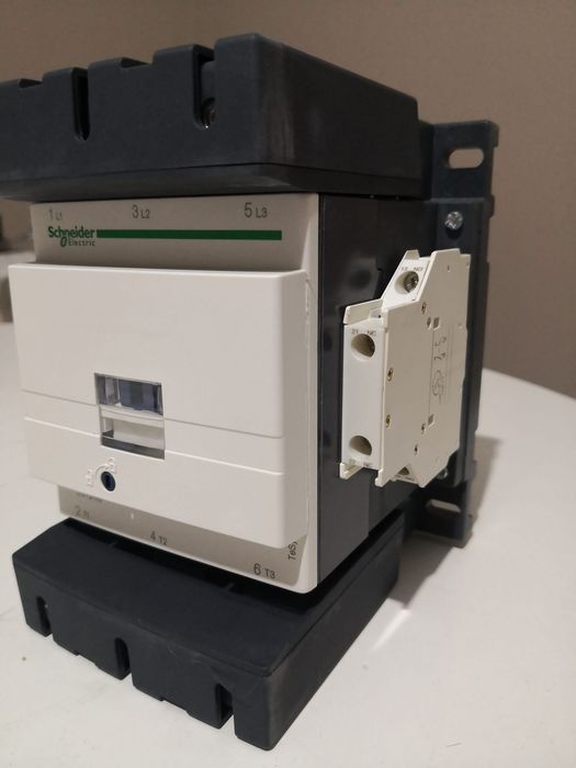 Stycznik mocy 115A 3P 230V AC  LC1D115