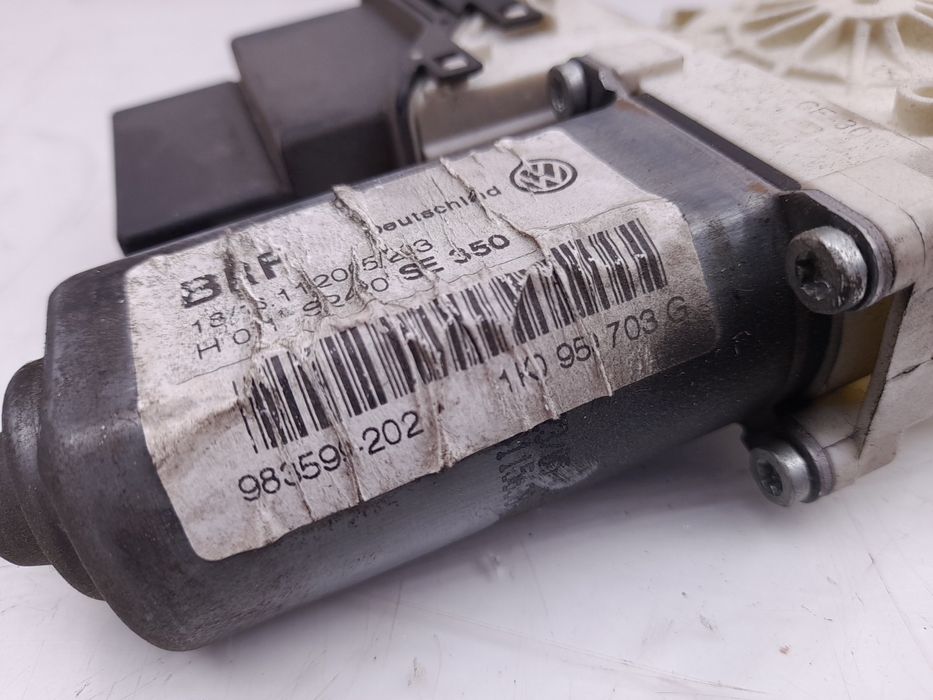 Motor vidro trás direito SEAT Leon (1P1)