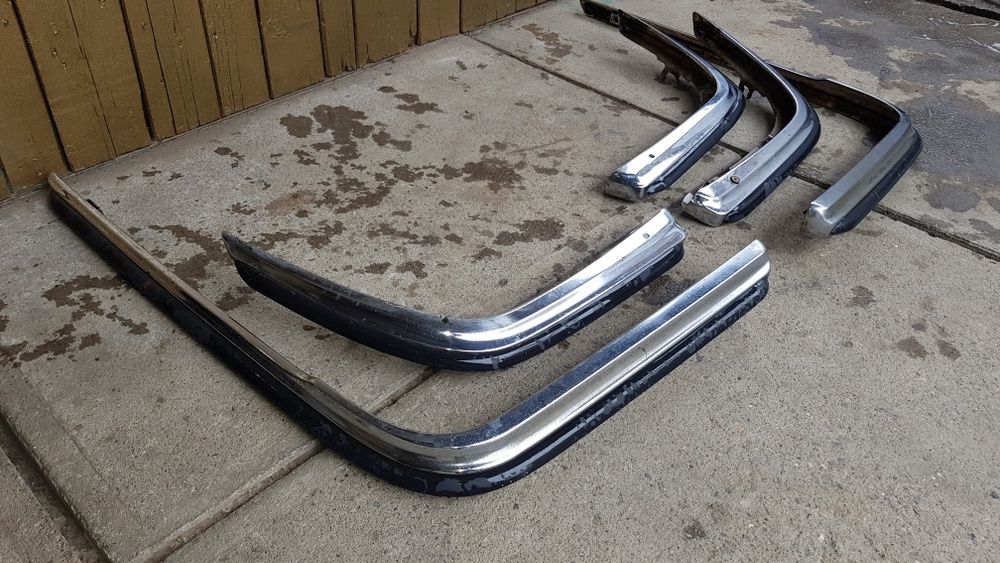 Молдиннг хром, передні задні Мерседес W116 - 123.