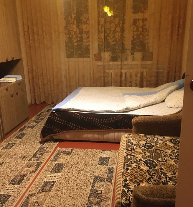 Квартира погодинно 3г-300, доба 600