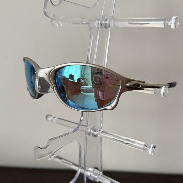 Сонцезахисні окуляри Oakley