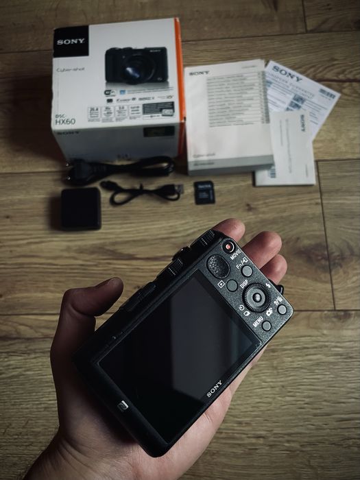 Sony Cyber-Shot DSC-HX60 ПОВНИЙ КОМПЛЕКТ Цифровий Фотоапарат Wi-Fi