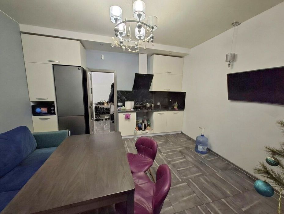 2-кімнатна квартира з новим ремонтом у Новобудові — р-н Водоканал