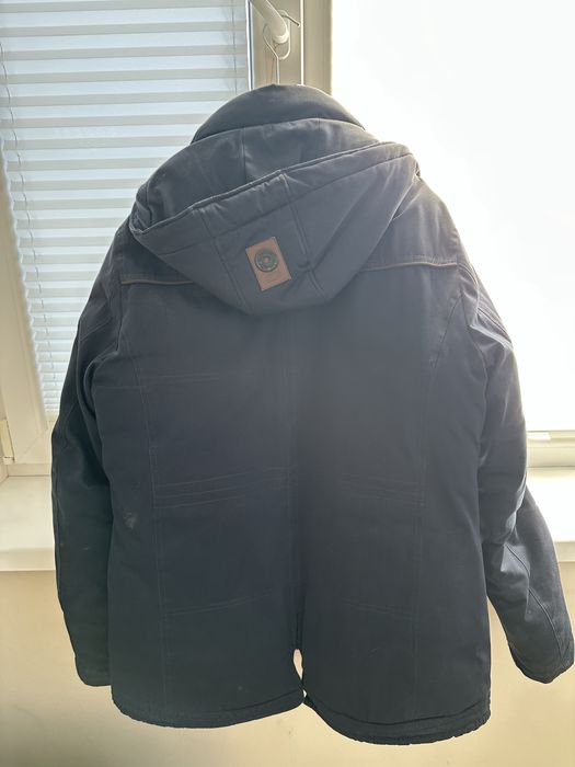 Мужская зимняя куртка, очень тёплая и тяжёлая, капюшон отстегивается