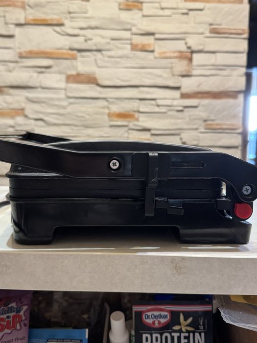 Grill elektryczny / opiekacz MPM MGR-09M