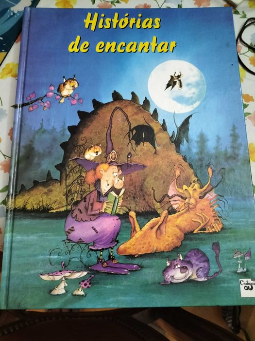 Livro Histórias de encantar em ótimo estado