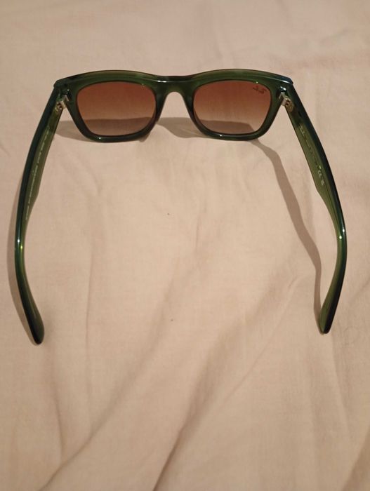 Ray‑Ban Wayfarer Reverse RBR0502S 6775CB – usado e em bom estado.