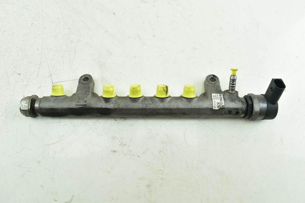 Listwa Wtryskowa Czujnik AUDI A3 8P VW PASSAT B6 2.0 TDI 03L089C 057130764H