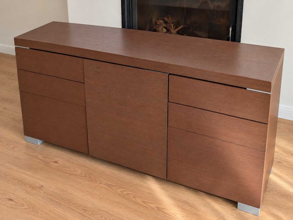 Komoda Paged IWA wenge 136 cm – 4 szuflady + półki