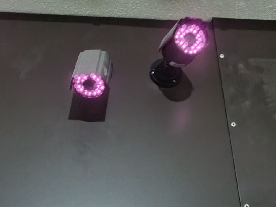 Câmaras vigilância hisense