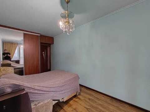 ТРЦ Караван Продаж 3к квартири вулиця Калинова, образцова лівий берег