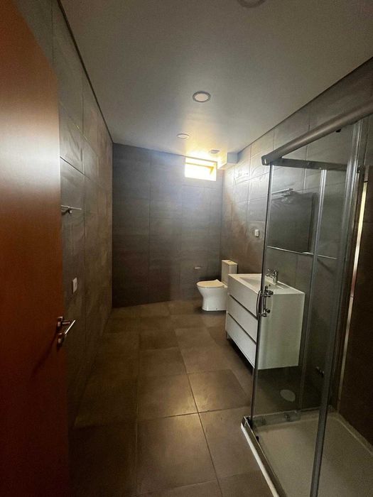 Arrenda-se: Andar de Moradia T2+1 Totalmente Renovado em Cucujães