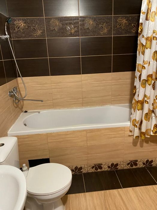 Здається квартира в хорошому районі, від власника.