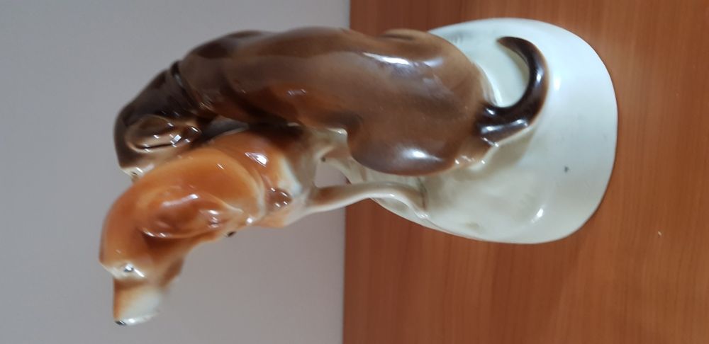 Figurka porcelanowa-Psy-Bohemia