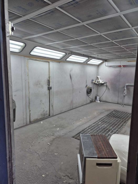 Cabine/estufa de pintura usada ASTRA