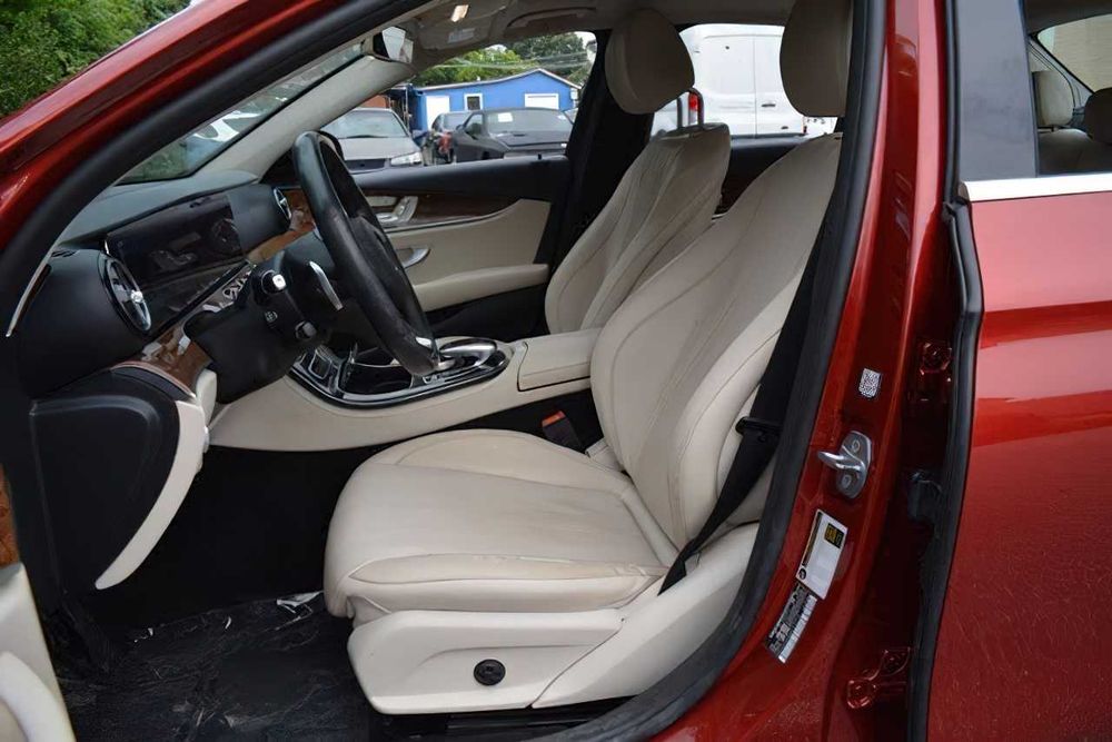 Mercedes-Benz E-Class E 300      2018