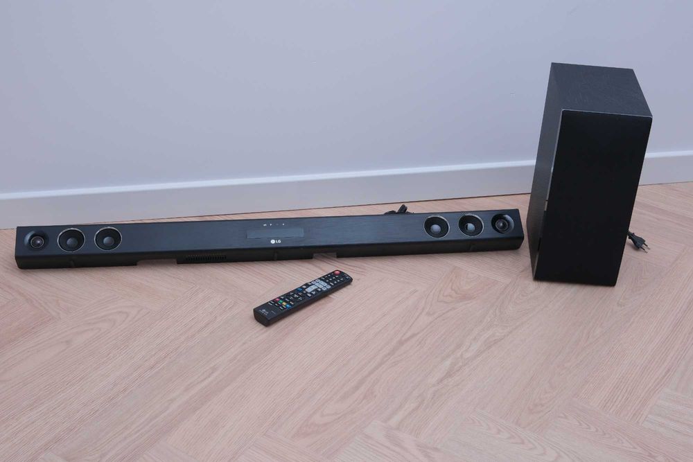 LG LAS655K - Soundbar 2.1 + subwoofer bezprzewodowy