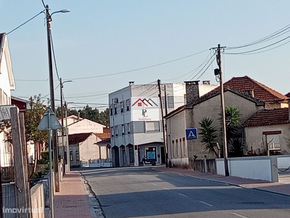 Loja no centro de Vila Mar (V954MS)