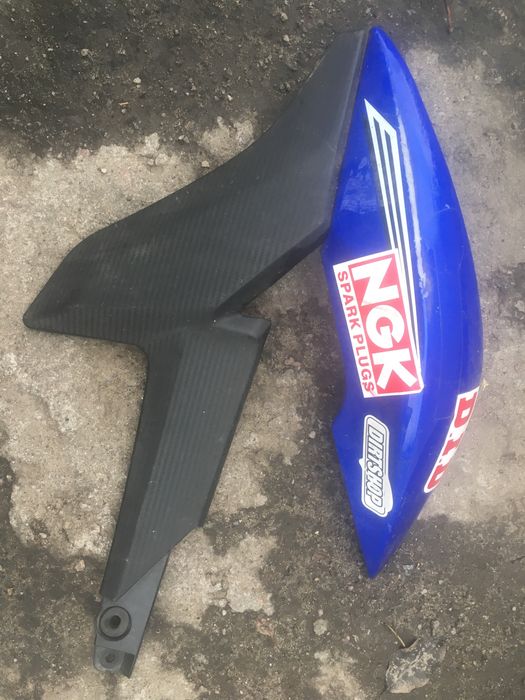 Пластик на Мотоцикл SP250P-2. Левая сторона