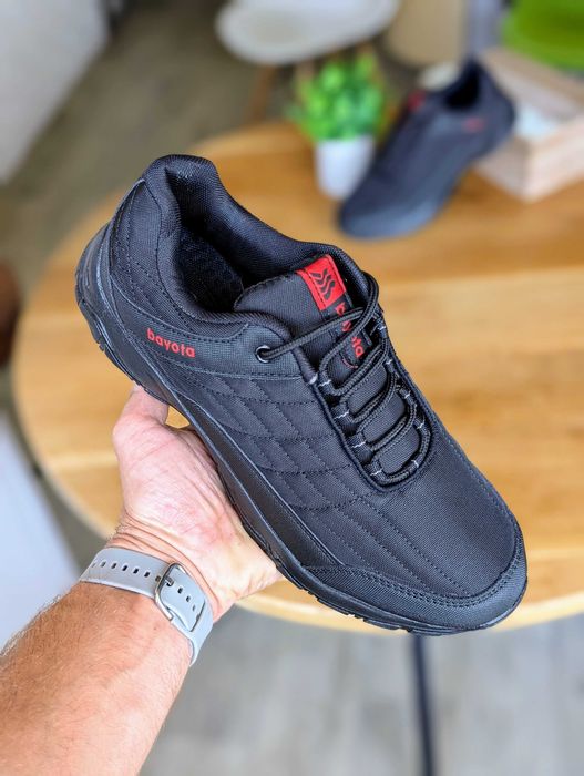 Чоловічі термо кросівки на осінь весну комфотрні та стильні. Мужские