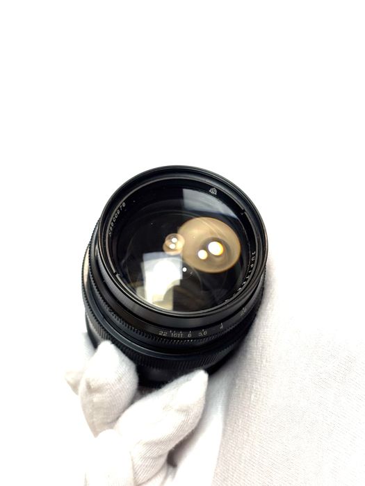 Jupiter-9 85mm f/2 (M39)