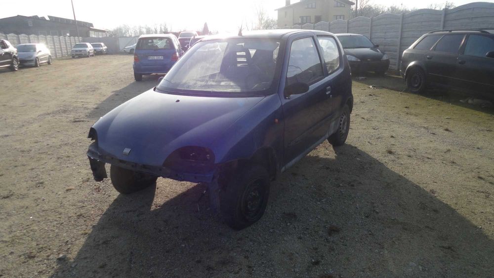 Błotnik lewy przód przedni Fiat Seicento kolor 483/A Blu Heraldic