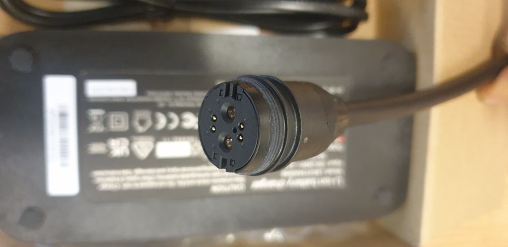 Ładowarka do roweru Specialized turbo levo vado como 4A