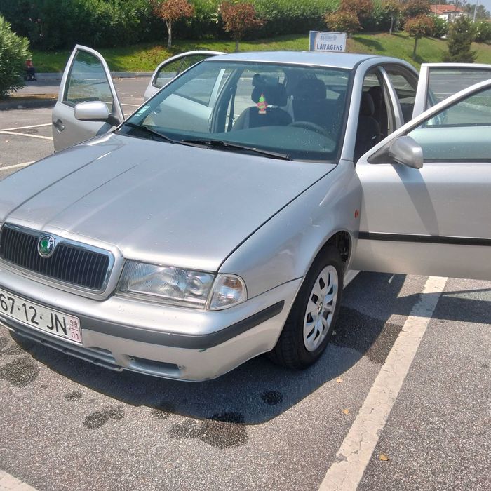 Skoda Octavia 1.9tdi 90cv Único Dono