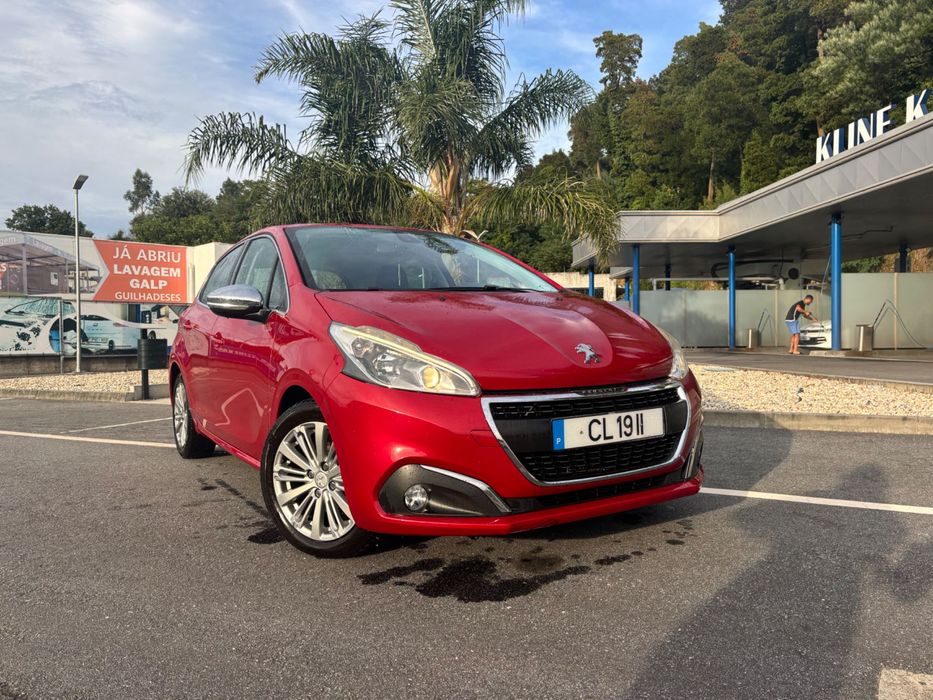 Peugeot 208 1.6 hdi