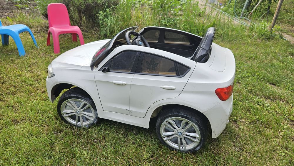 Samochód BMW X6M pilot dla dzieci
