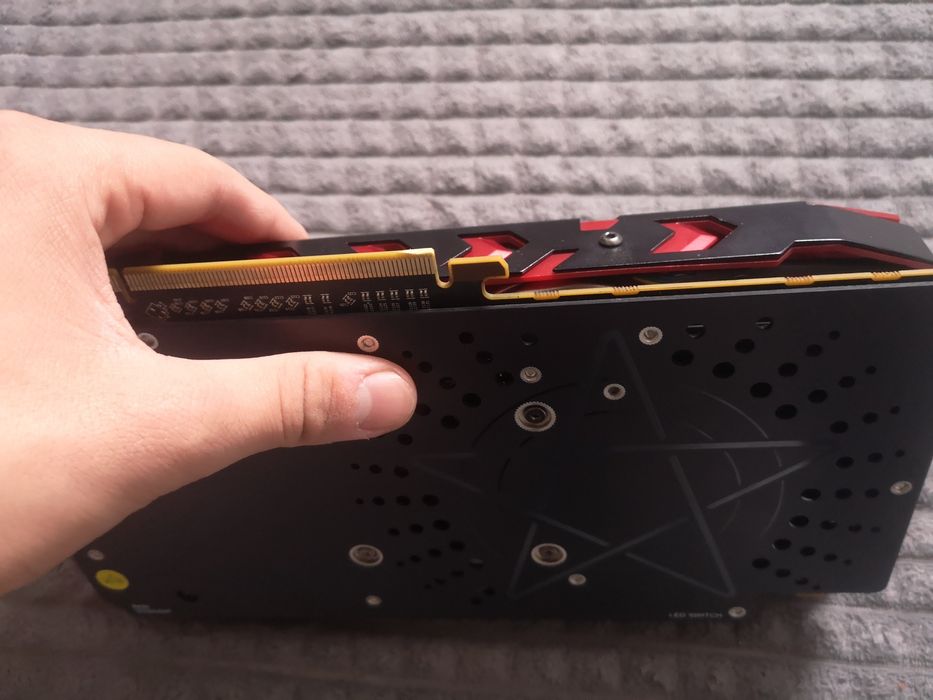 Продам RX 580 Red Devil 8GB