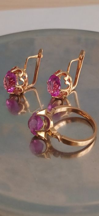 Золотые серьги..