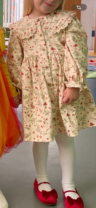 Сукня для дівчинки