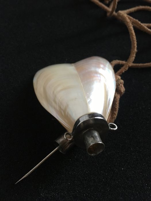 Кулон ароматница натуральный перламутр