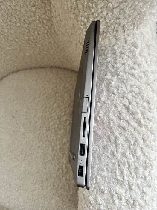 Розпродаж»Lenovo thinkbook 14 core i5-1035g1 16gb ram 14”FHDips