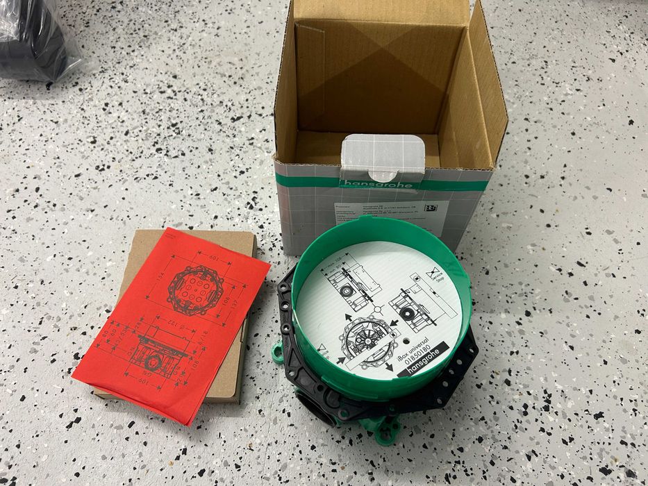 Hansgrohe Ibox element podtynkowy Z ZAWORAMI ODCINAJĄCYMI