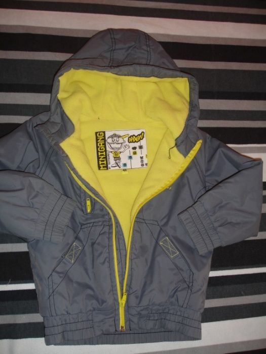 Parka Cinzenta e Sweats C/Capuz 4 anos