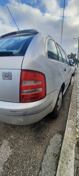 Skoda fabia 1.4 16 v gasolina