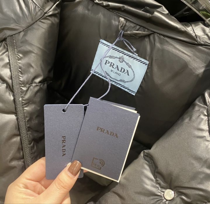 Kurtka Prada nowa