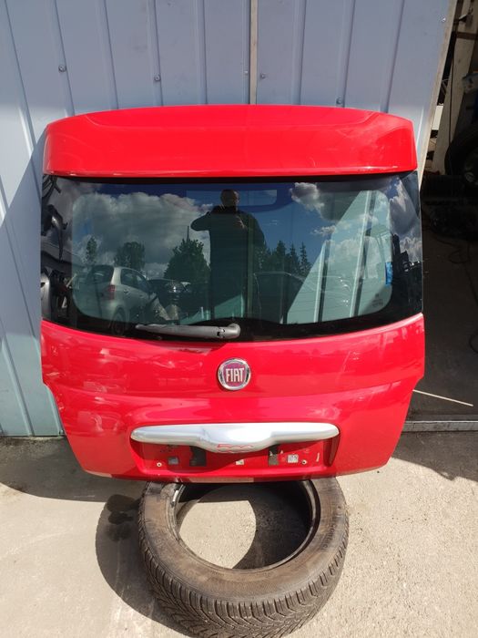 Klapa bagażnika Fiat 500