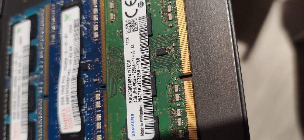 Продам ,оперативную,память.