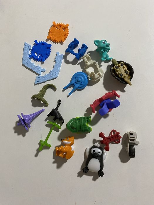 Кіндер фігурки Гаррі Потер, Супергерої, Віллі Вонка, Міньйони і т.д.