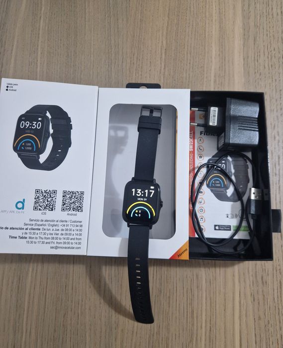 Innova Fitness Cyclone smartwatch