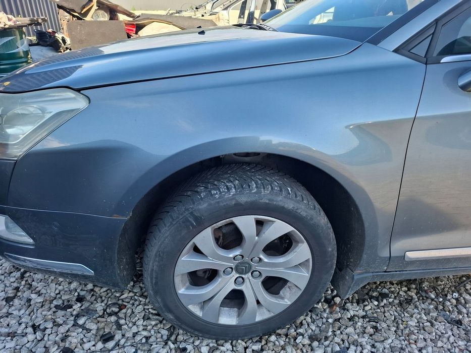 BŁOTNIK LEWY PRZÓD CITROEN C5 X7 2008 ROK KTHB