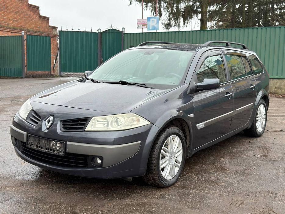 Продам Рено Меган на автомате