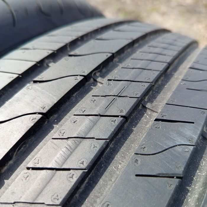 4x 215/55r17 Goodyear Efficient Grip Performance 2  DEMO nowe