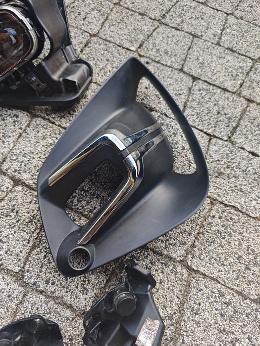 Clio V halogen lewy + kratka i mocowanie