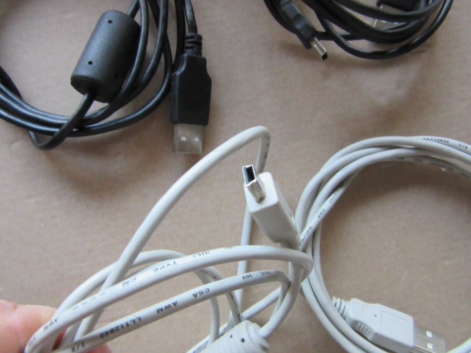 Cabos USB - A  USB - Mini