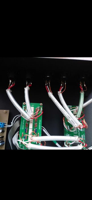 Попередній підсилювач: (усилитель) пасивний з РГ Нікітіна.